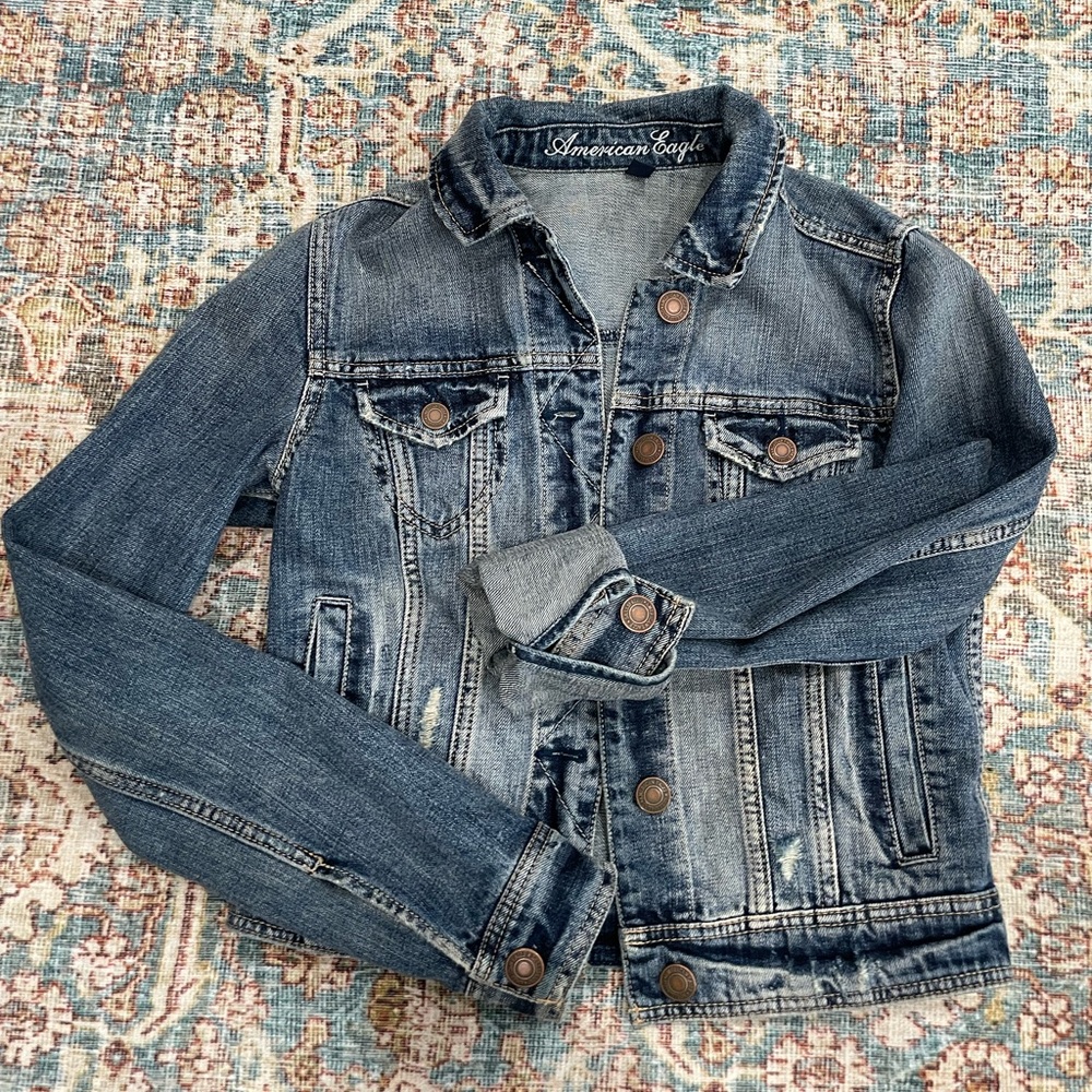 American Eagle Cropped Denim Jacket Size XS